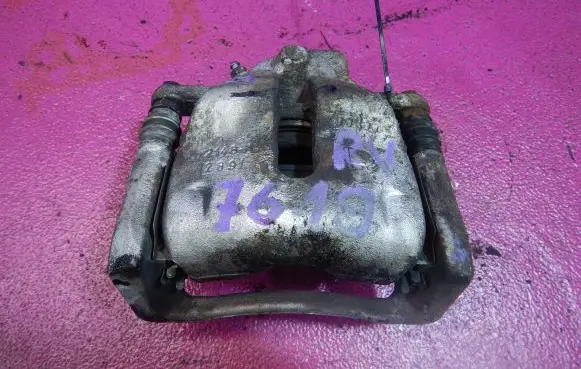 Fiat Sedici Front brake caliper