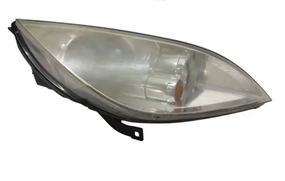 Mitsubishi Colt Headlight/headlamp MR957354 0301208202