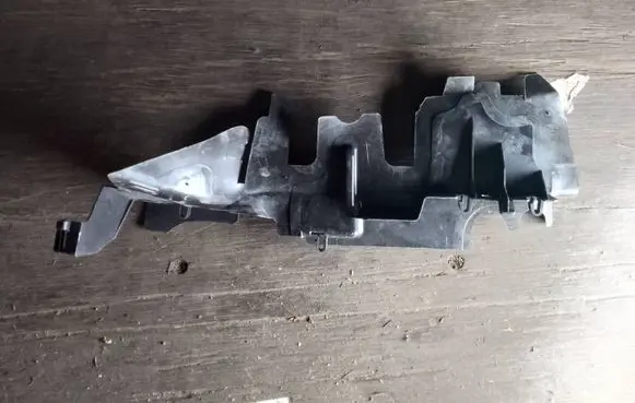Volkswagen PASSAT CC Intercooler air guide/duct channel 3C8121284C