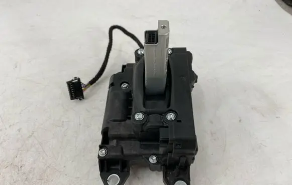 Audi Q7 4M Gear shifter/selector 4M1713041F