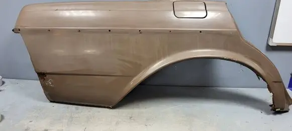 Mercedes-Benz 200 300 W123 Rear fender molding trim 