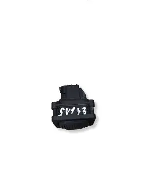 Mercedes-Benz S W221 Tailgate opening switch 2218209510
