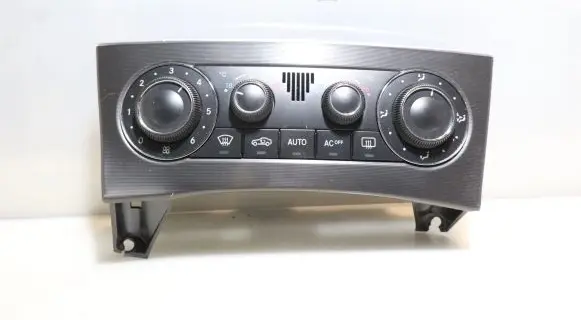 Mercedes-Benz C AMG W203 Interior fan control switch 