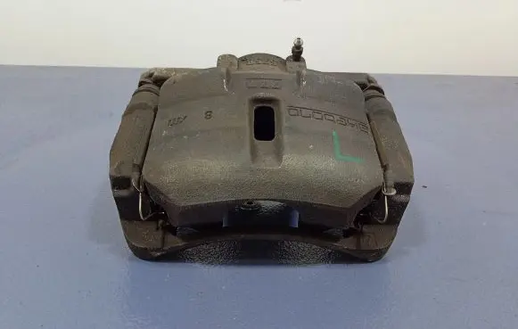 Nissan Qashqai Front brake caliper