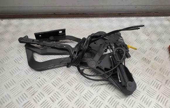 Audi S5 Convertible roof hinge 8F0871350D