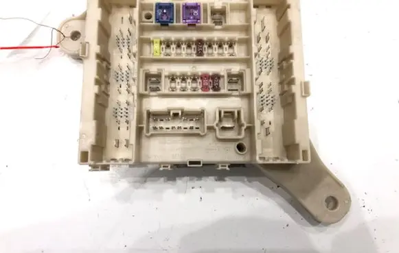 Honda Odyssey Fuse box set 38230-TK8-A213