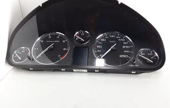 Peugeot 407 Speedometer (instrument cluster) 9646282680