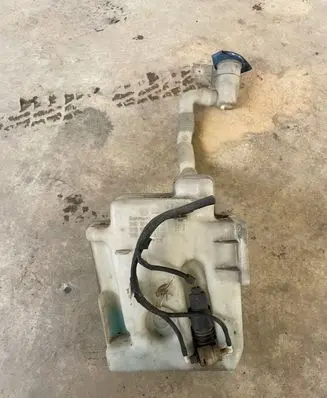Volkswagen Caddy Windshield washer fluid reservoir/tank 1K0955453R 1K0955453S 1K0955453Q
