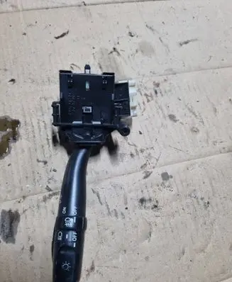 Toyota Previa (XR30, XR40) II Light switch 111651