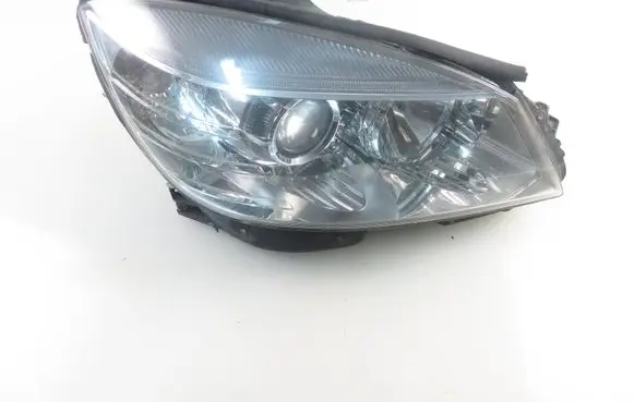 Mercedes-Benz C W204 Headlight/headlamp 2049065203