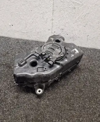 BMW X3 G01 AdBlue liquid reservoir 9884894