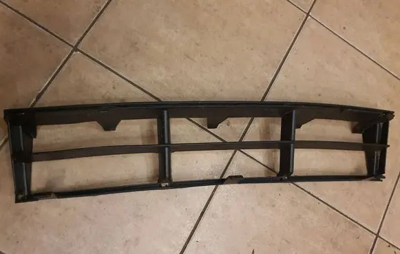 BMW 5 E39 Front bumper lower grill 11003g3 Hfbm11003g3