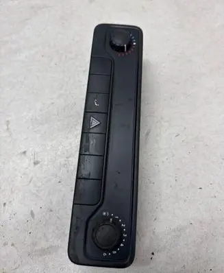 Mercedes-Benz Sprinter W907 W910 Climate control unit A9079055405 SW174700 ZGS001