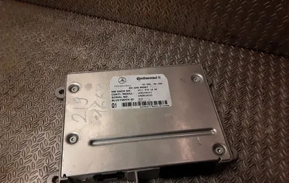 Mercedes-Benz CLS C219 Bluetooth control unit module 2118701885 A2118701885
