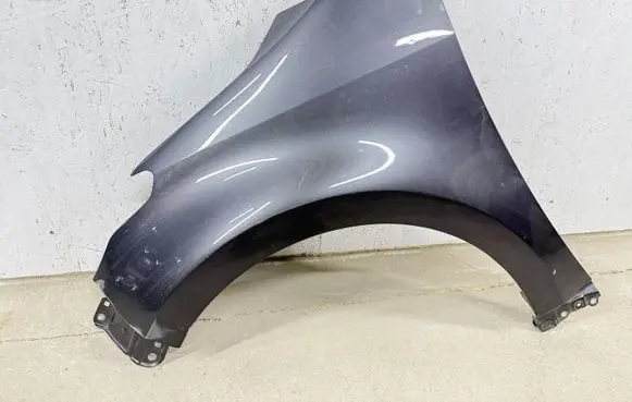 Toyota Yaris XP210 Fender 