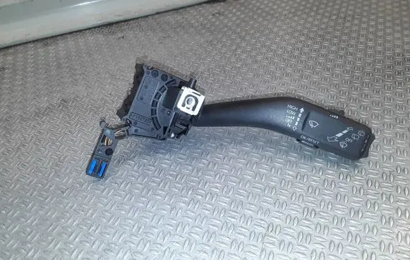Volkswagen Golf Plus Wiper control stalk 1K0953519J 01203516 20351672775301