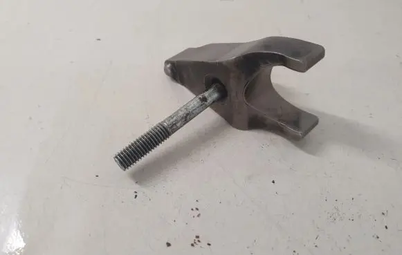 Fuel Injector clamp holder