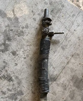 Opel Astra F Steering rack 90372611