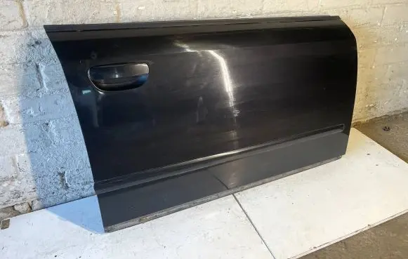 Audi A4 S4 B6 8E 8H Front door