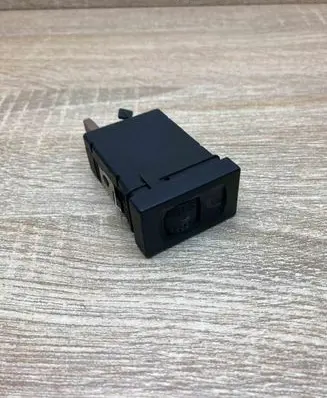 Volkswagen PASSAT B5 Seat heating switch 3B0963564C