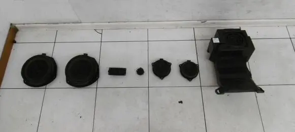 Audi R8 42 Subwoofer speaker 420035412C