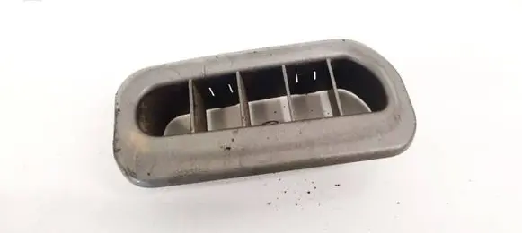 BMW 7 E65 E66 Dash center air vent grill 7010949
