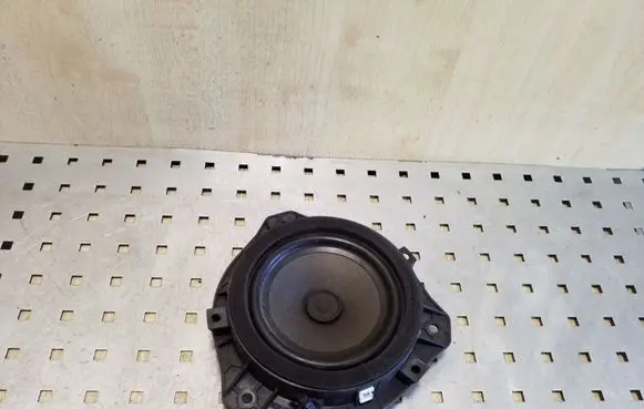 KIA Rio Rear door speaker 963301W500