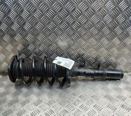 Volvo XC40 Front shock absorber/damper 32246639