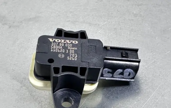 Volvo V60 Airbag deployment crash/impact sensor 30798030