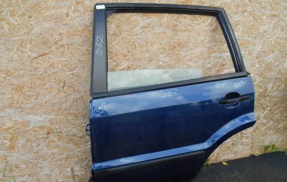 Ford Fusion Rear door