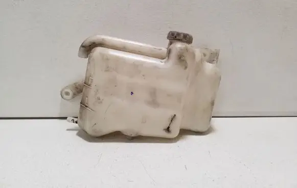 Mitsubishi L200 Coolant expansion tank/reservoir 