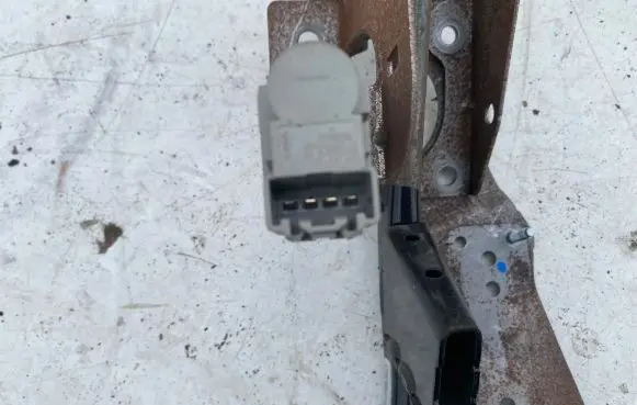Ford Focus Brake pedal BV612467JB 23201611