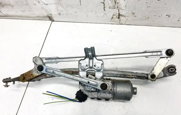 Citroen Berlingo Front wiper linkage and motor 3397020954 9682861480-01