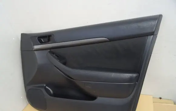 Toyota Avensis T250 Front door card panel trim 
