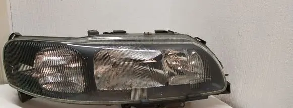 Volvo V70 Headlight/headlamp 8693572 89007912
