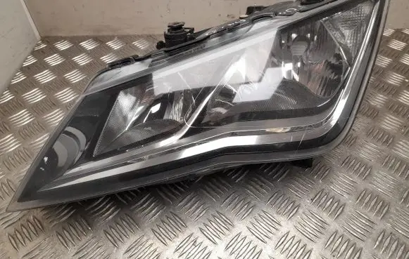 Seat Leon (5F) Headlight/headlamp 5F1941005A