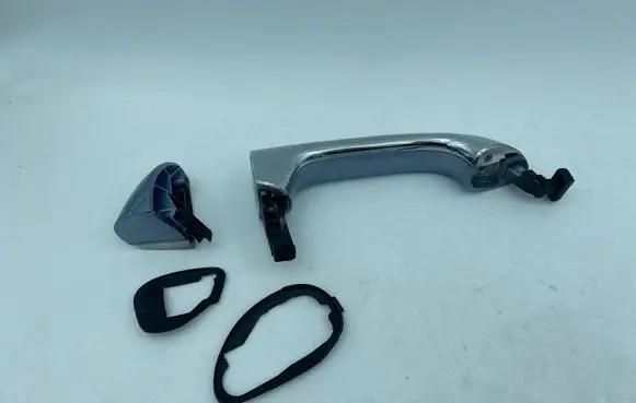 Mercedes-Benz GL X164 Front door handle cover A1647600570