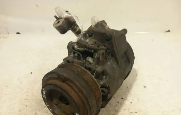 BMW X5 E53 Air conditioning (A/C) compressor (pump) 64526917 CSV717