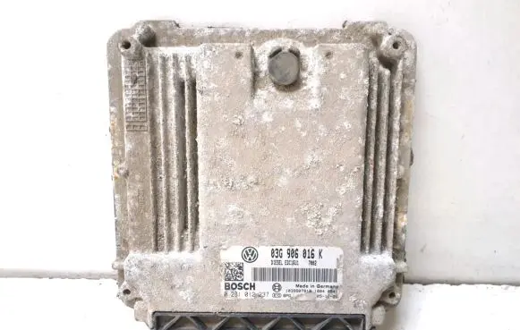 Skoda Octavia Mk2 (1Z) Engine control unit/module 03G906016K