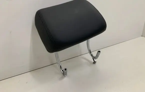 Mercedes-Benz S W221 Rear seat headrest 