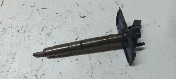 Audi A4 S4 B7 8E 8H Fuel injector 0445115