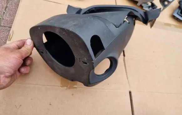 Ford Focus Steering wheel column trim XXXXXXXXXXXX