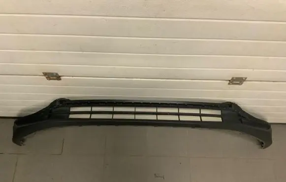 Volkswagen Tiguan Front bumper splitter molding 571805903