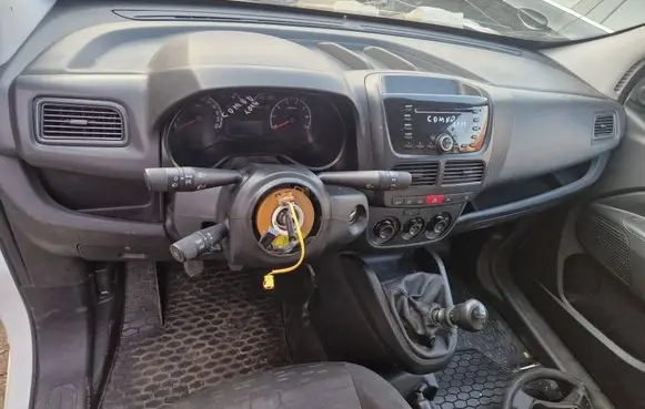 Opel Combo D Dashboard 
