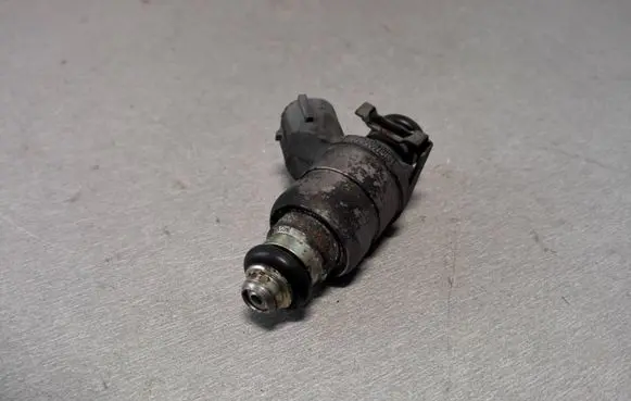 Audi A3 S3 A3 Sportback 8P Fuel injector 06A906031BT