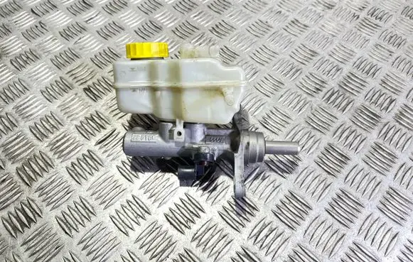 Skoda Roomster (5J) Master brake cylinder 6R0611301A