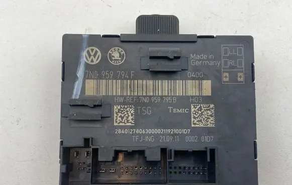 Seat Alhambra (Mk2) Door control unit/module 7N0959794F 28401278063