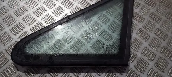 Ford Galaxy Front triangle window/glass 