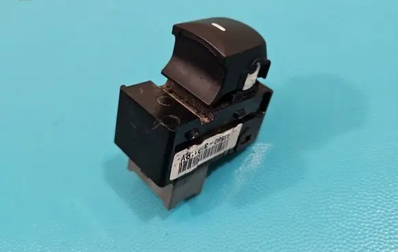 Hyundai Elantra Electric window control switch 93580-3X031RY IMPRK1451160