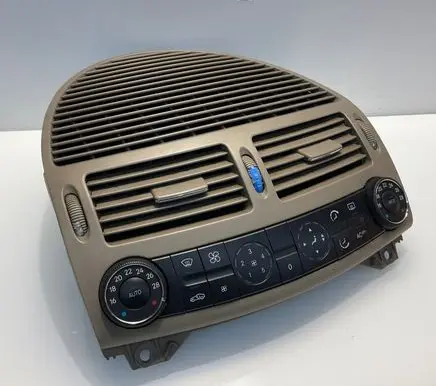 Mercedes-Benz E W211 Climate control unit 2118300385 00074102 A2118300385